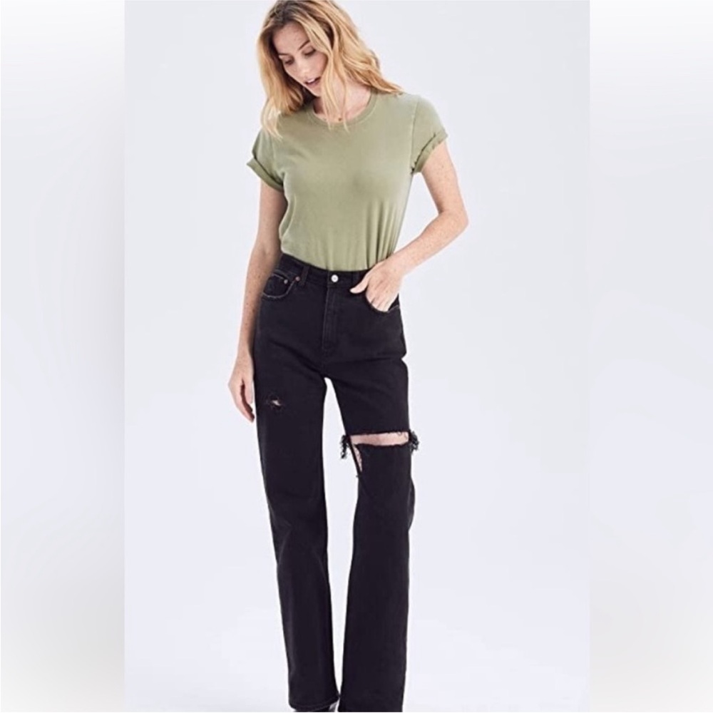 Abercrombie The 90’s Relaxed Jean High Rise Distressed Black Size 26 / 2